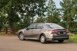 Toyota Camry Hybrid LE 2017 года (NA)